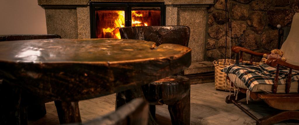 Pension Albergue A Pedra Sarria Esterno foto
