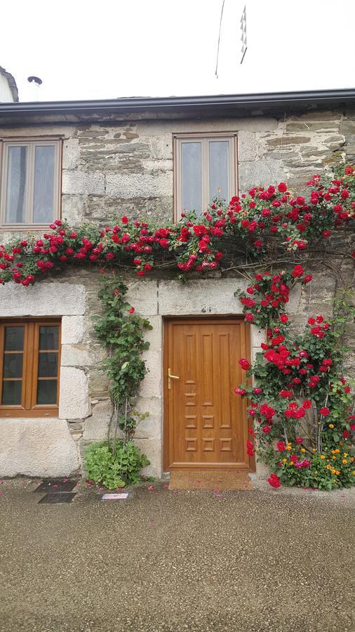 Pension Albergue A Pedra Sarria Esterno foto